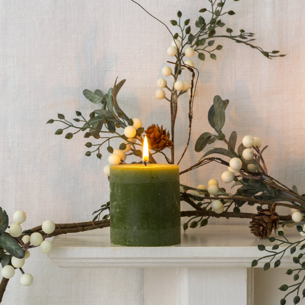 White Berry Garland with Frosted Leaves