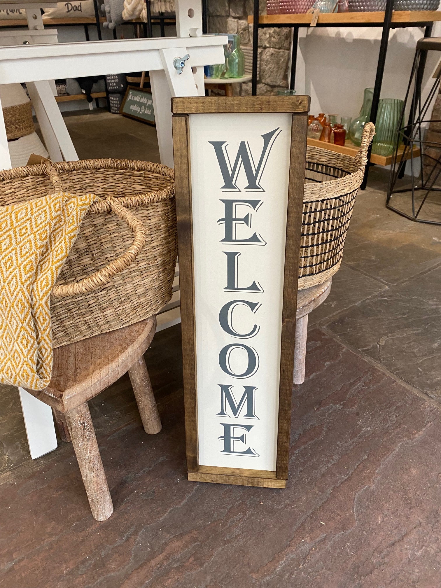 'Welcome' Sign
