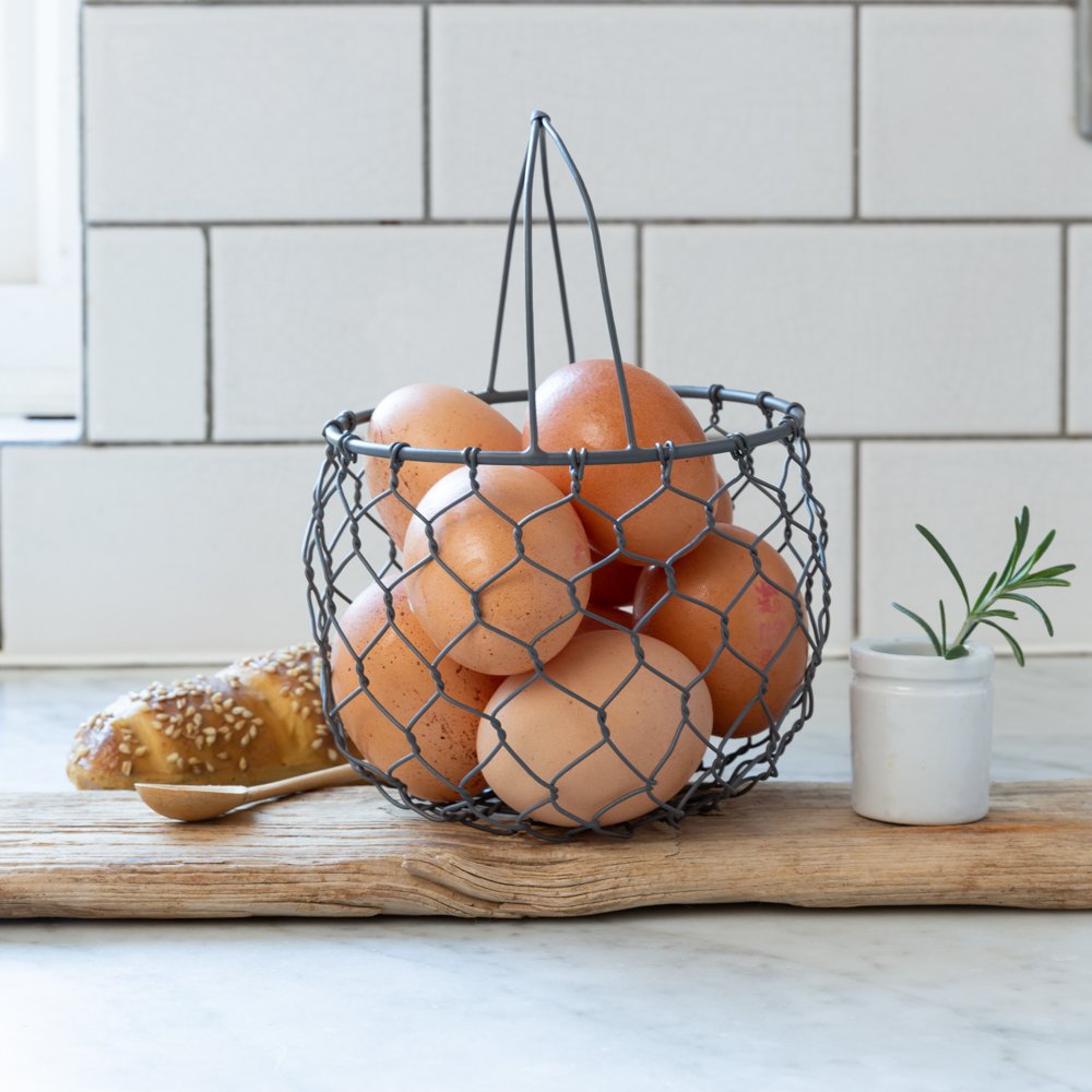Small Round Wire Basket With Handle